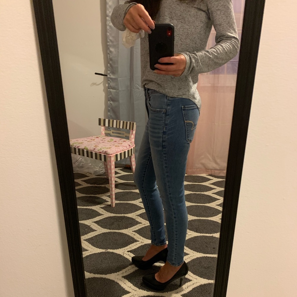 AE American Eagle hi rise jegging Jean 2 short